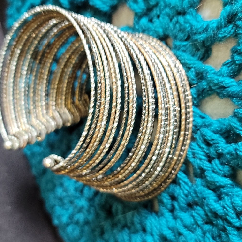 Beautiful Cuff Bracelet - Picture 6 of 7